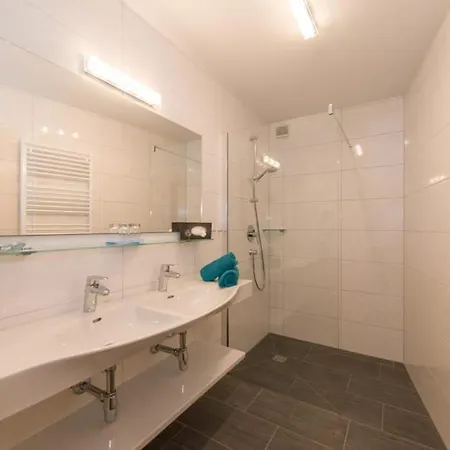 Lipeter & Bergheimat Hotel 3*