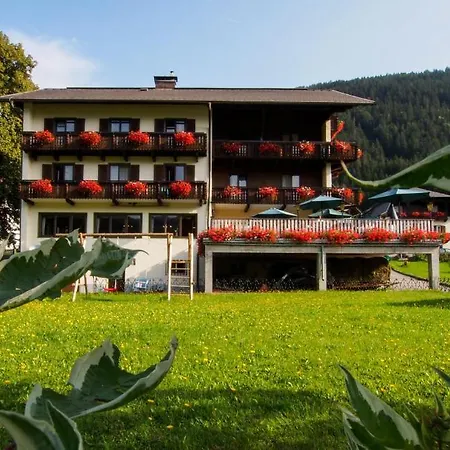 ホテル Lipeter & Bergheimat ヴァイセンゼー