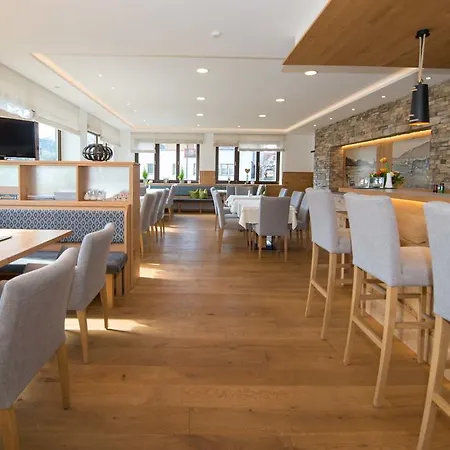 ホテル Lipeter & Bergheimat 3*