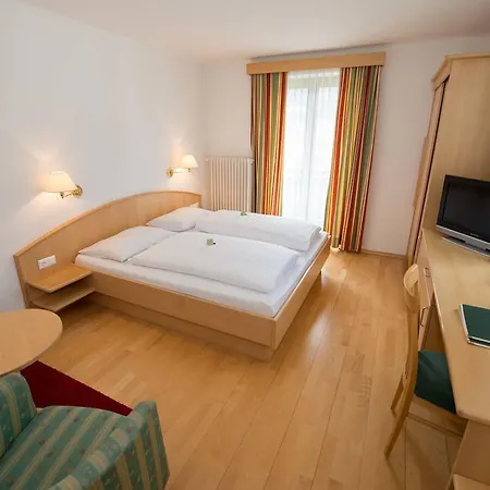 Otel Lipeter & Bergheimat Weissensee