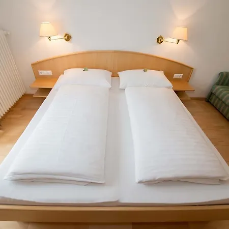 Lipeter & Bergheimat ヴァイセンゼー